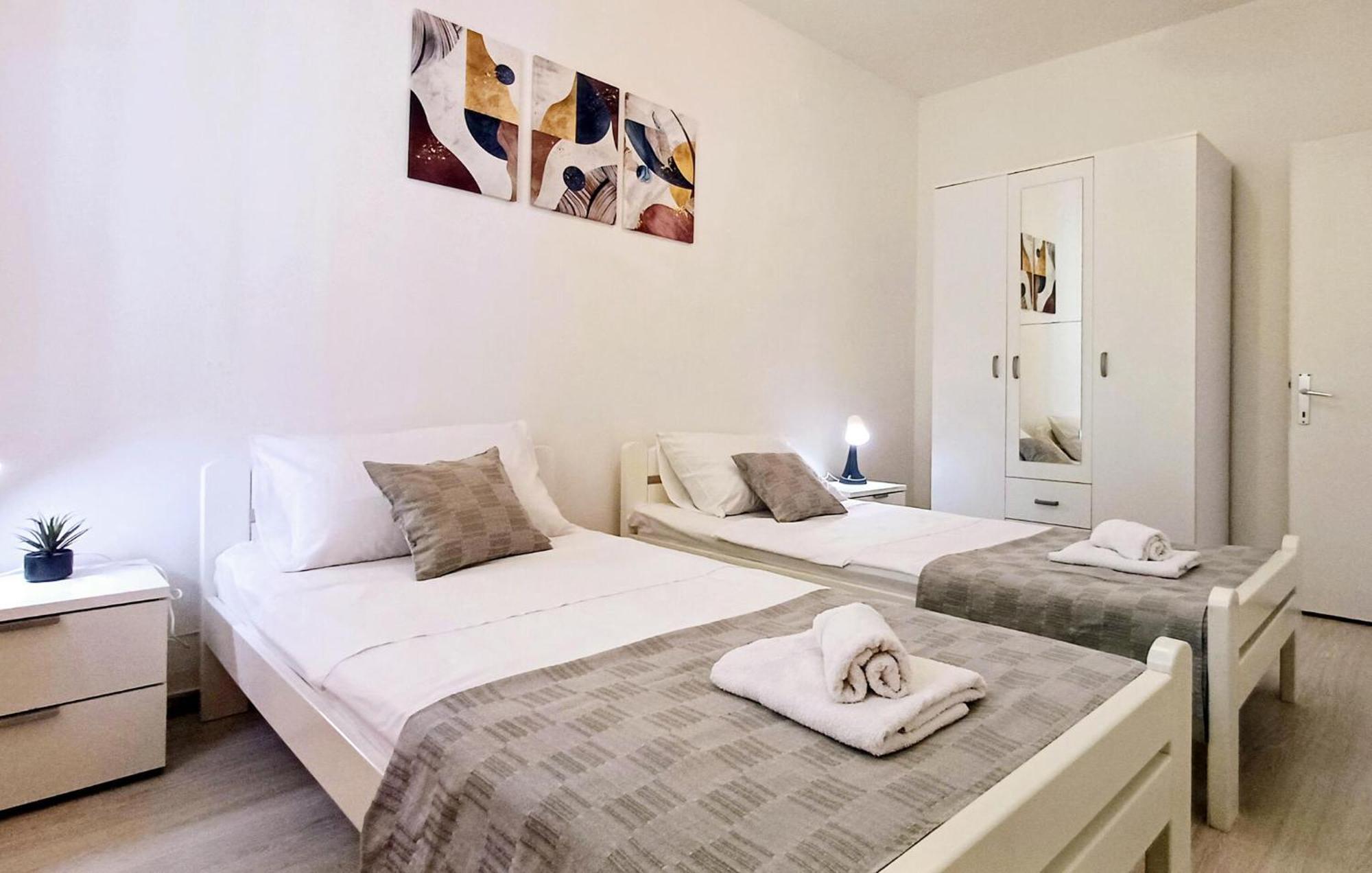 Pet Friendly Home In Blato With Kitchen Eksteriør billede